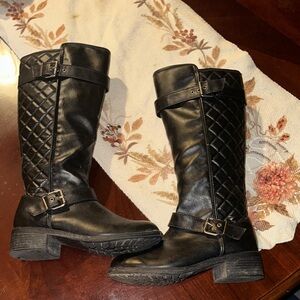 JustFab Black Quilted Heeled Boots